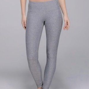 Lululemon wunder under heathered gray size 6